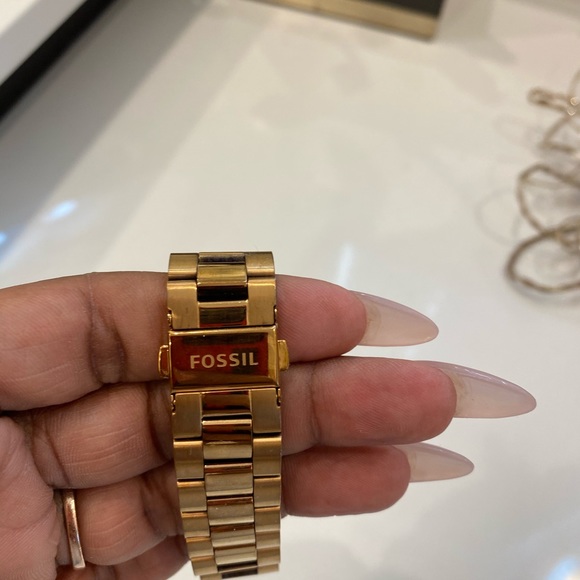 Fossil smart watch - Picture 3 of 3